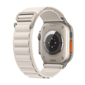 Apple Watch Ultra GPS + Cellular, 49 мм, корпус из титана, ремешок Alpine цвета «сияющая звезда», размер S,M,L